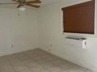 8700 SW 44th St, Miami, FL 33155