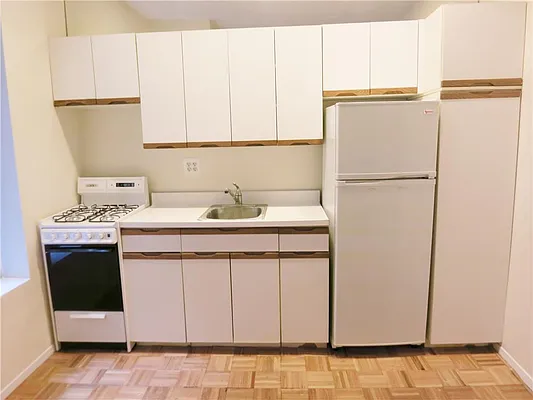 Rented by City & Suburban | media 36