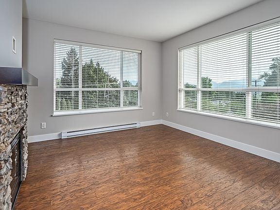 5th image of 3192 Gladwin Rd #303