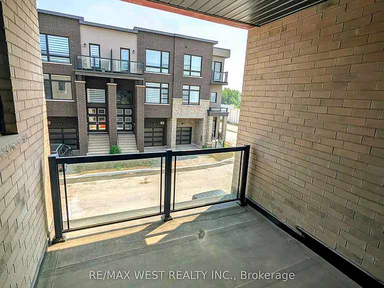91 Inverary Cres — Photo 20