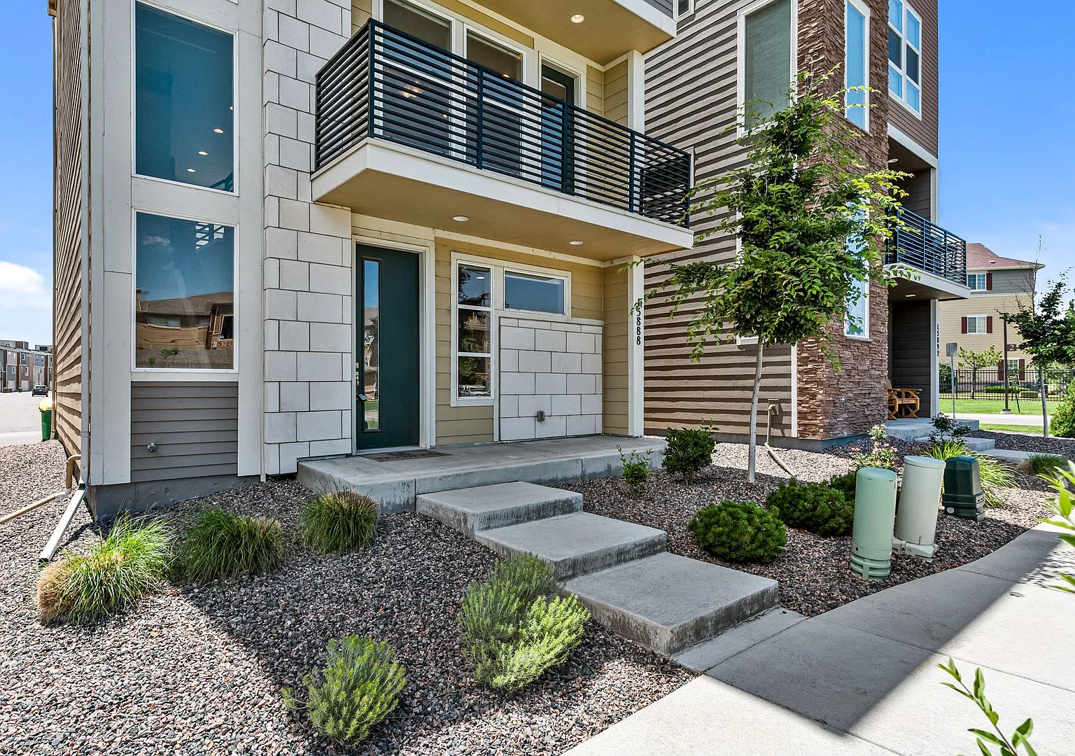 15888 E Broncos Pl — Photo 3