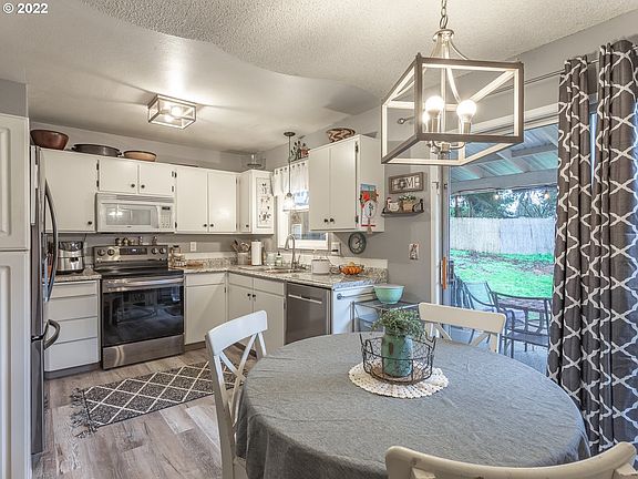 4th image of 7505 NE 61st Ave