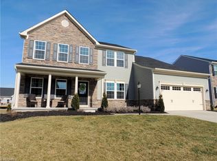 3111 Sterling Lake Dr, Medina, OH 44256