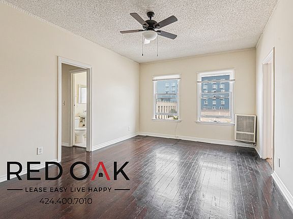 2nd image of 835 S Oxford Ave #306