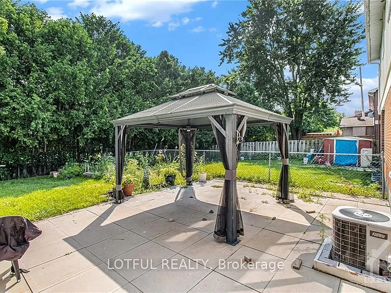 75 Dalehurst Dr #A — Photo 17