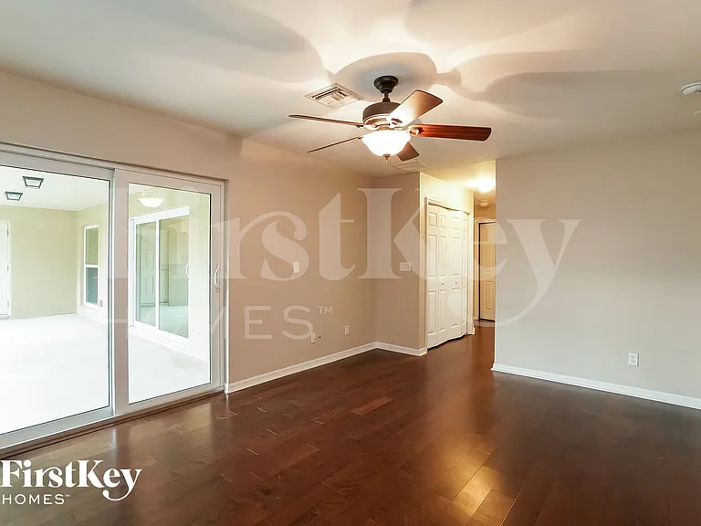 18521 Olive Rd — Photo 9