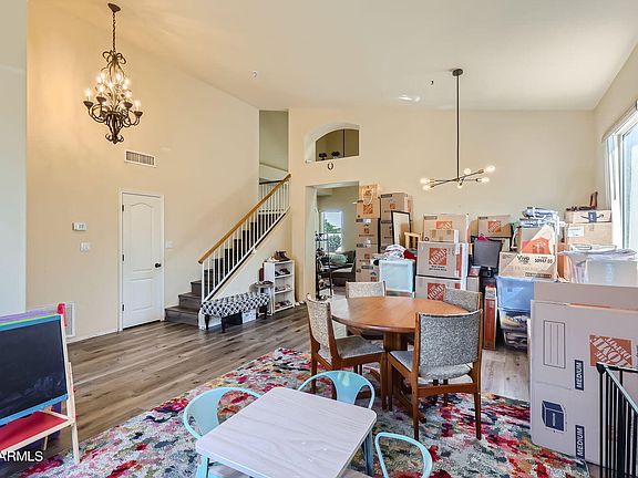 3rd image of 16114 E GLENVIEW Drive