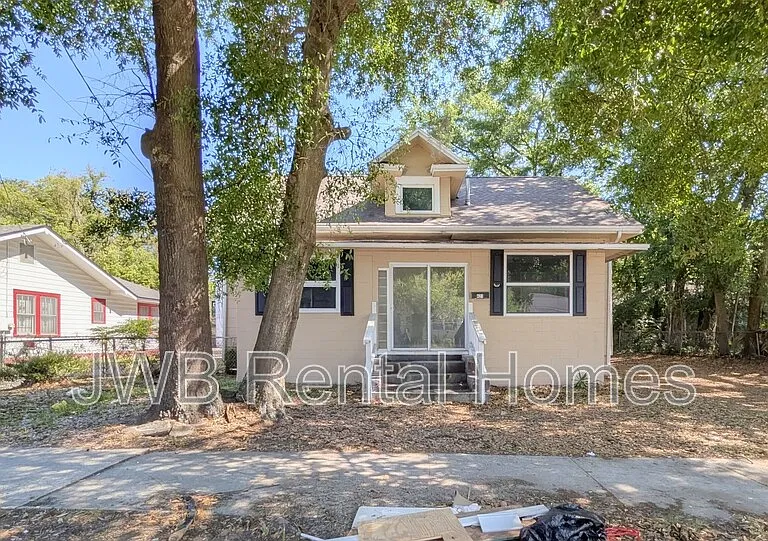 421 Golfair Blvd — Photo 16