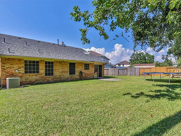 5th image of 10442 Briar Patch St