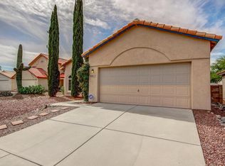 8857 N Willeta Dr, Tucson, AZ 85743