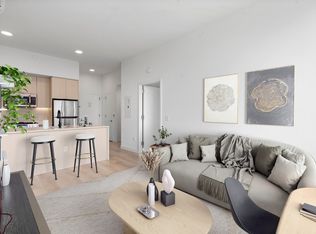 15310 88th Ave #809, Jamaica, NY 11432