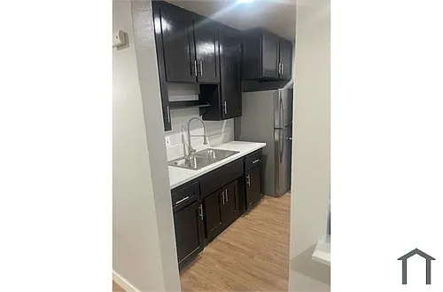 158 W 74th St #2 Photo 1