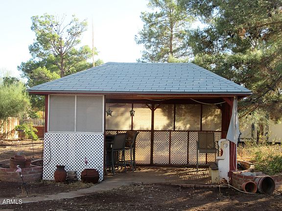 5th image of 3720 Saint Andrews Dr