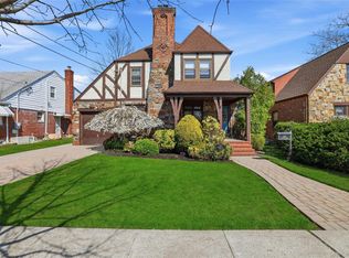 628 Concord Ave, Williston Park, NY 11596