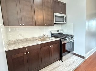 4419 W Ainslie St APT 3, Chicago, IL 60630