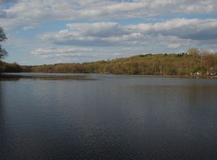 20 4th Ave, Rhinebeck, NY 12572