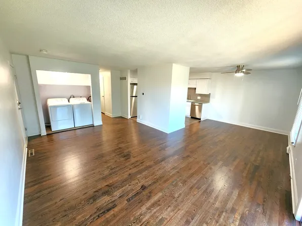 6610 W 93rd Ter, Overland Park, KS 66212