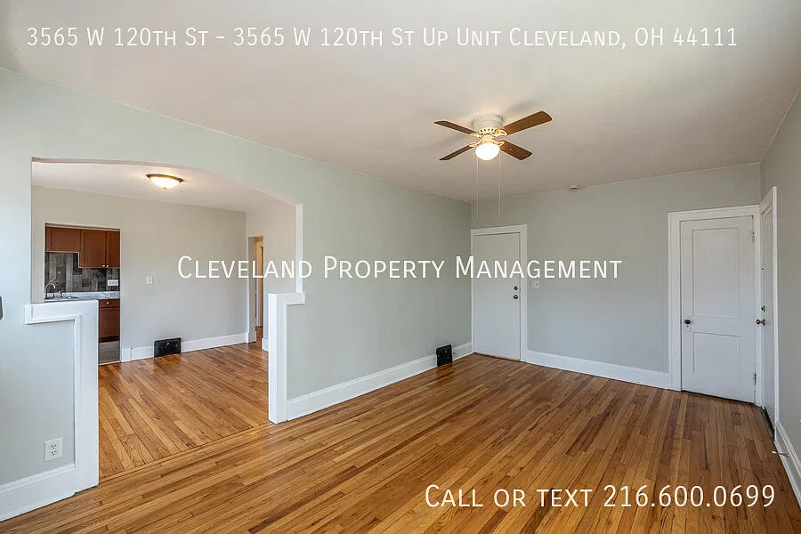 Spacious 2-Bedroom Upper Unit with Private Balcony & Classic Charm — Photo 4