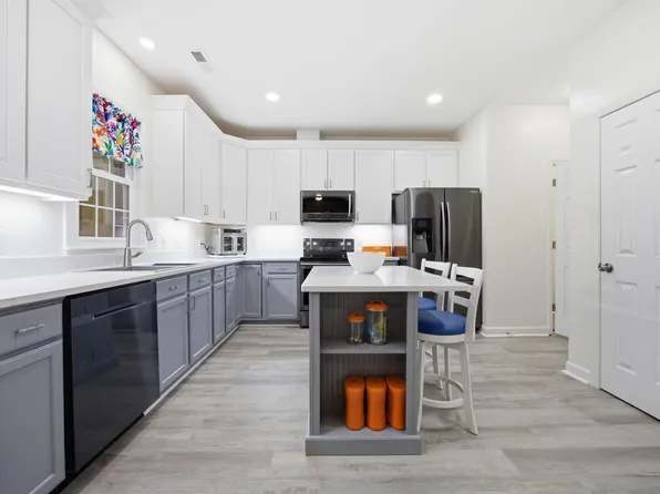 836 Saint Catherines Dr, Wake Forest, NC 27587