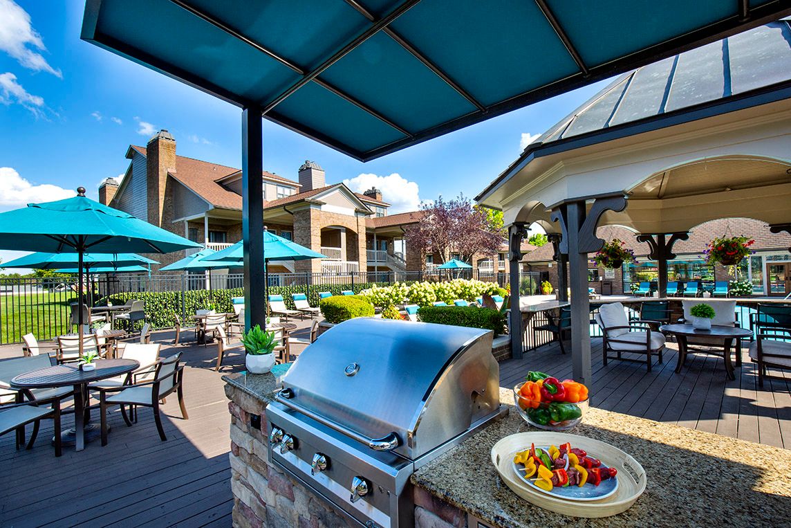 Outdoor grill and chef's kitchen