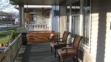2nd image of 2095 Wascana Ave