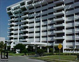 5th image of 30 Turner St APT 501