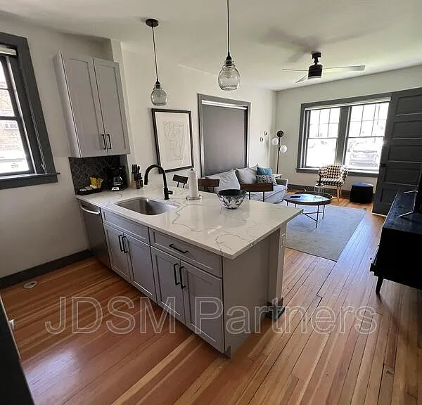 630 E 16th Ave #102 — Photo 1
