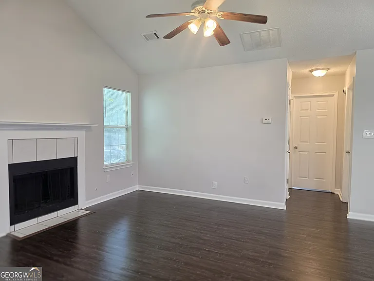1504 Cain Ct N — Photo 13