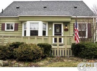 1852 Mortenson Blvd, Berkley, MI 48072