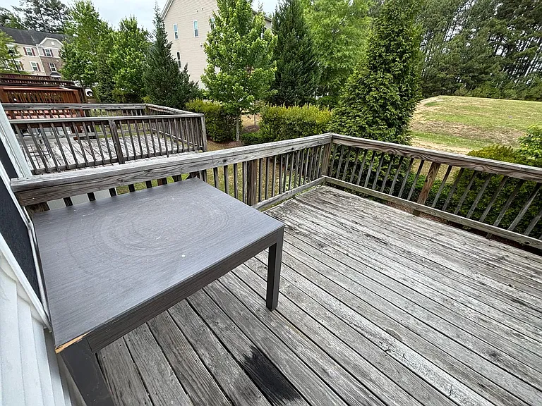 721 Suffield Way — Photo 21