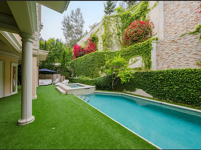 1455 N Robmar Dr — Photo 41