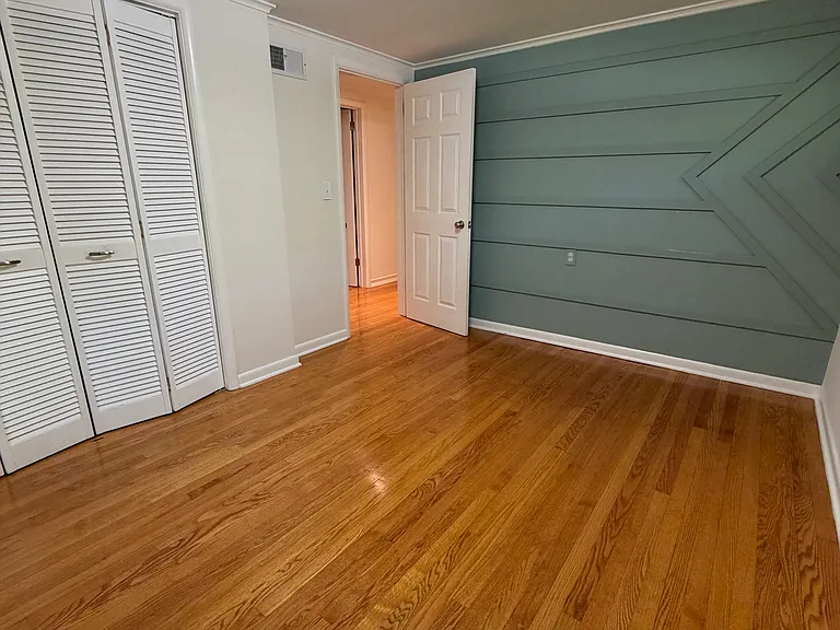 54 Tree Top Ln — Photo 45