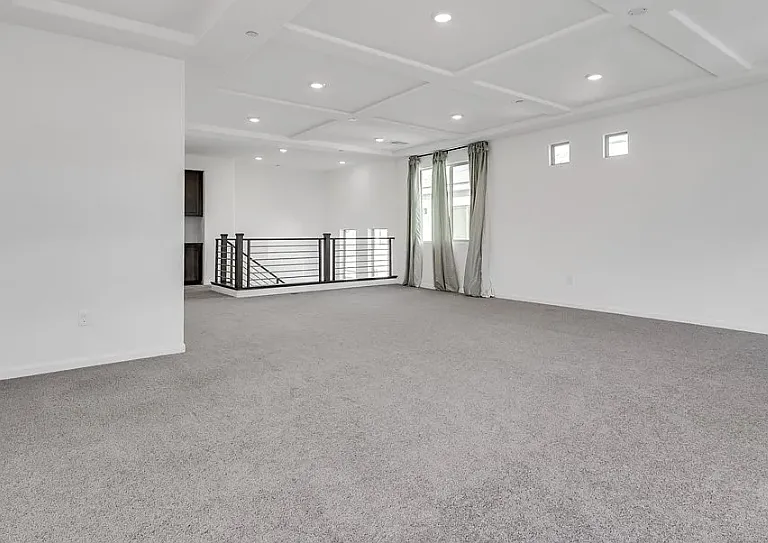 8541 S Pioneer Way — Photo 18