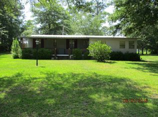 491 Yogi Bear Rd, Norman Park, GA 31771