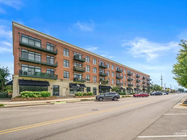 160 S River St Unit 206, Aurora, IL 60506