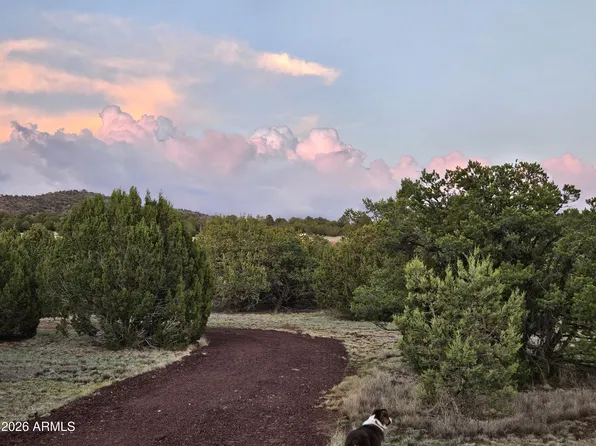 1760 W HONEYSUCKLE Road #5, Williams, AZ 86046