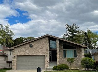 359 N Cedar Ave, Wood Dale, IL