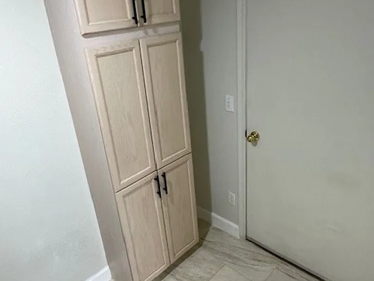 8401 Sewards Bluff Ave — Photo 19