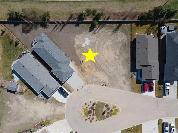 13 Tindale Pl, Red Deer, AB T4P 0T8