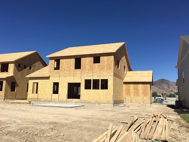2nd image of 881 N Plainsman Dr