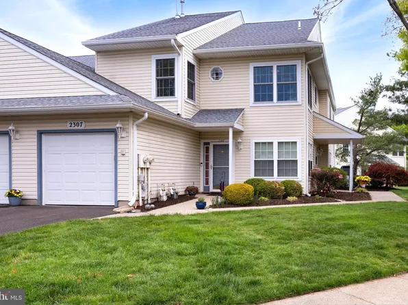 2307 Lynbrooke Dr, Yardley, PA 19067