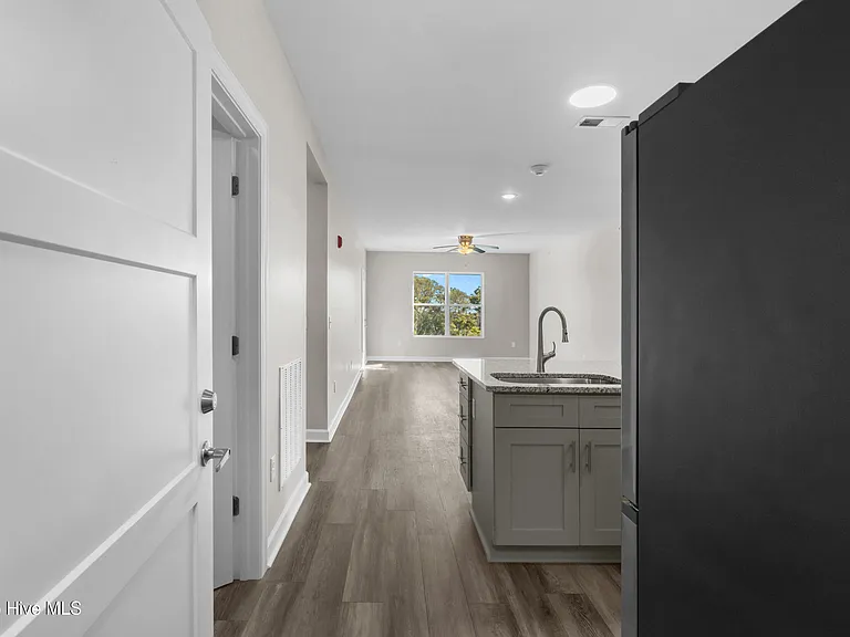 2272 Dolphin Shores Dr SW #203 — Photo 6