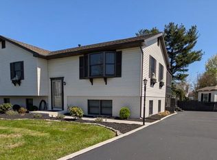 51 S Golfwood Ave, Carneys Point, NJ 08069
