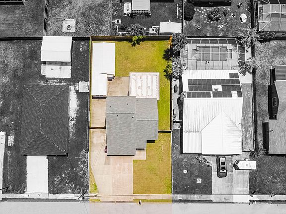 3rd image of 7578 Kelsey Dr