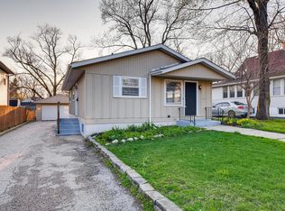 874 Lavoie Ave, Elgin, IL 60120