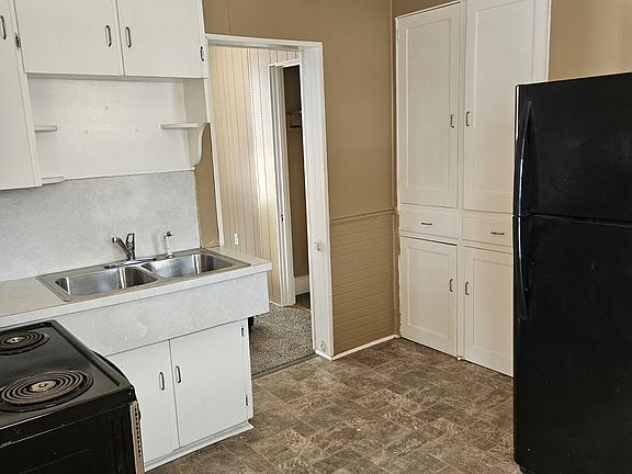 3rd image of 531 Pearre Ave