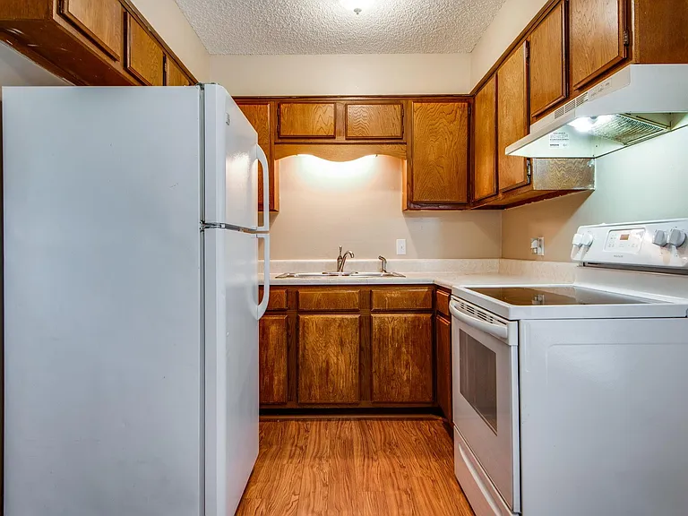 845A Oakwood Terrace Dr — Photo 11