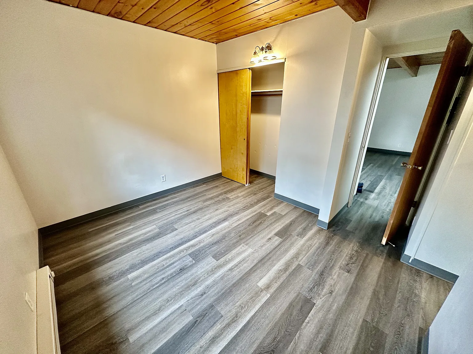 Valleyford Apartments — Photo 2