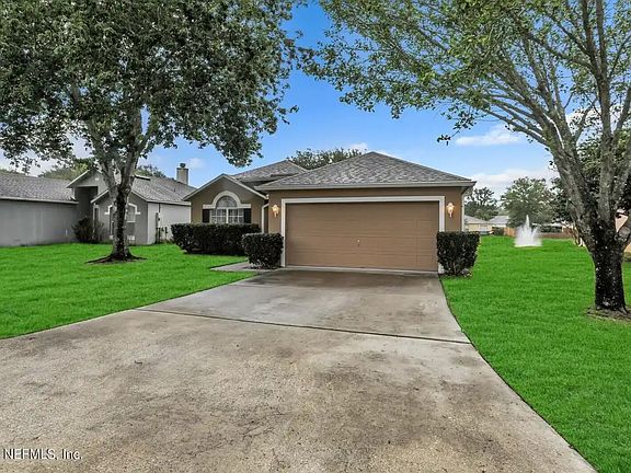 3rd image of 12615 Ash Harbor Dr