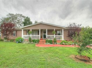 815 Fairfield Rd, Westmoreland, TN 37186